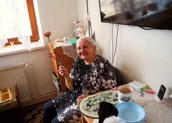 V Charitě Nový Hrozenkov jsme oslavili MDŽ květinou