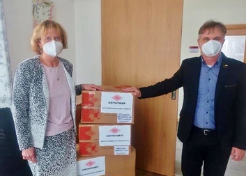 Nečekaný balíček z Austin Detonator